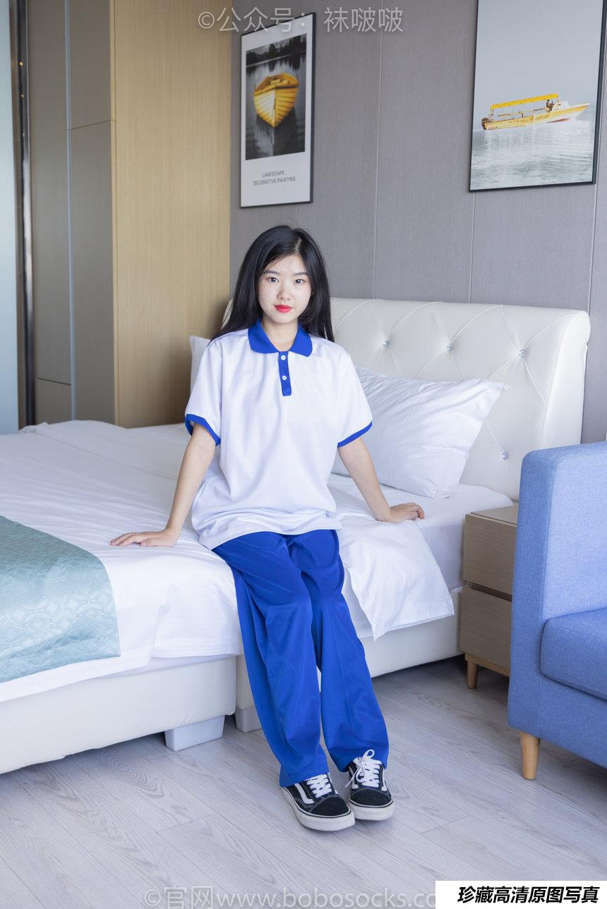 [BoBoSocks袜啵啵]NO.039 小奶熊-校服、vans帆布鞋、短白棉袜、裸足[154P+1V／7.00GB]