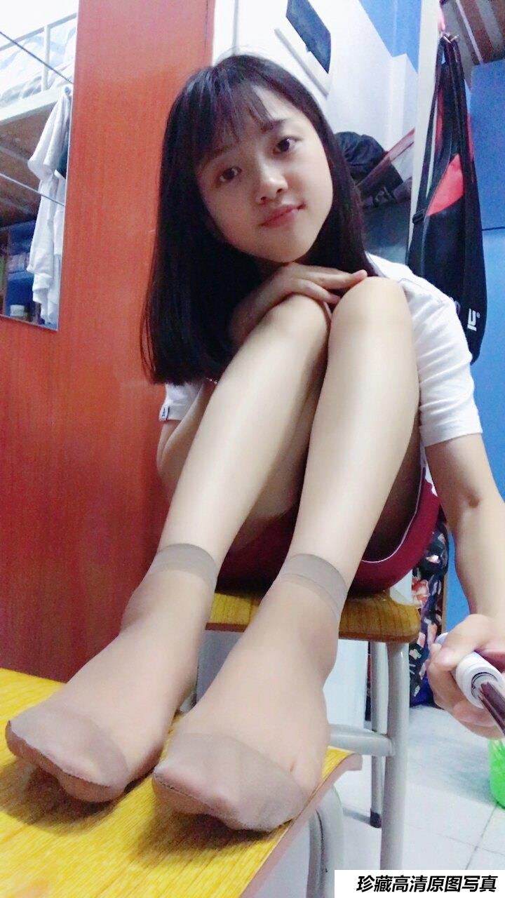 学妹校园寝室短丝系列035期 清茹[39P／74.6MB]