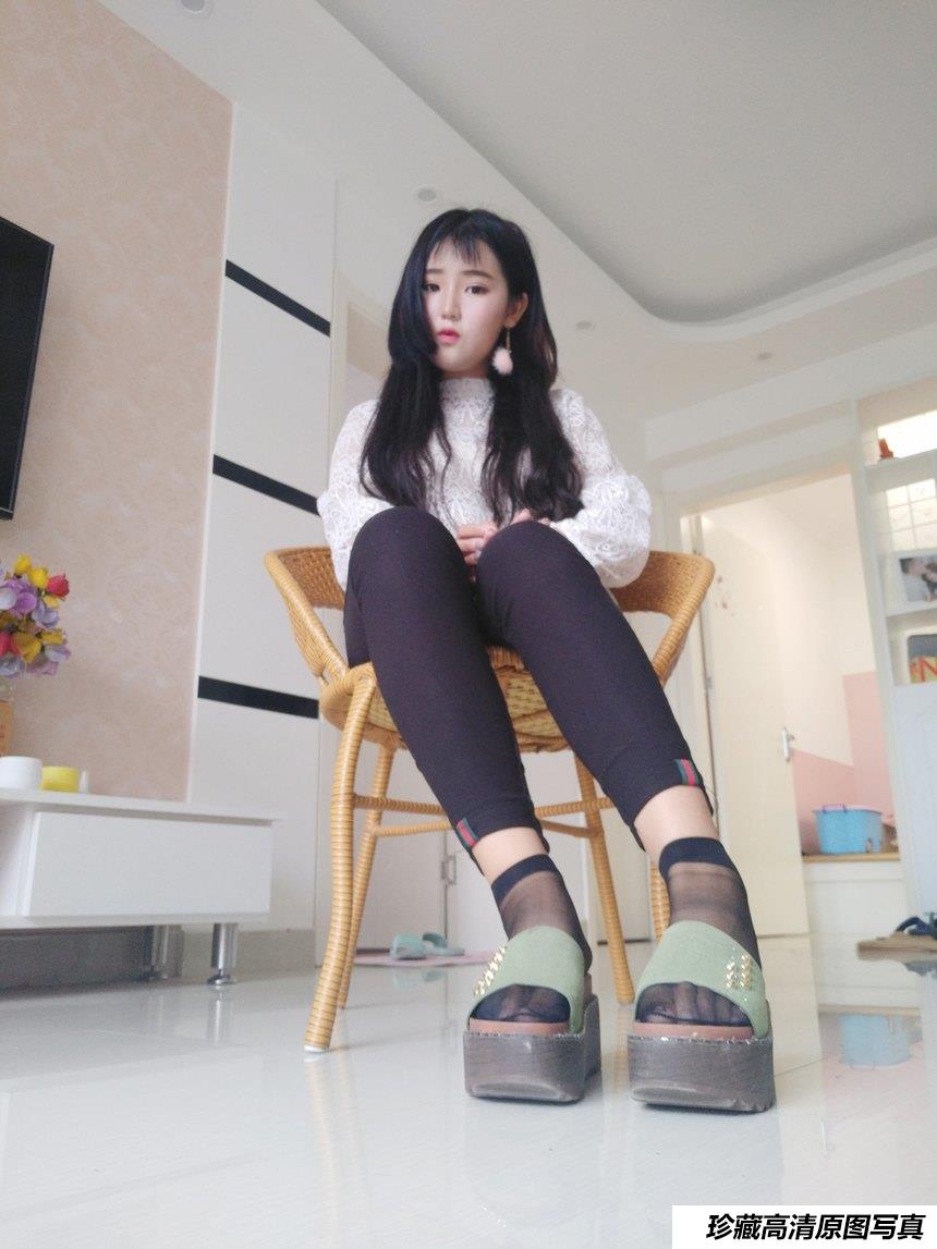 学妹校园寝室短丝系列033期 孙文惠[107P／101MB]