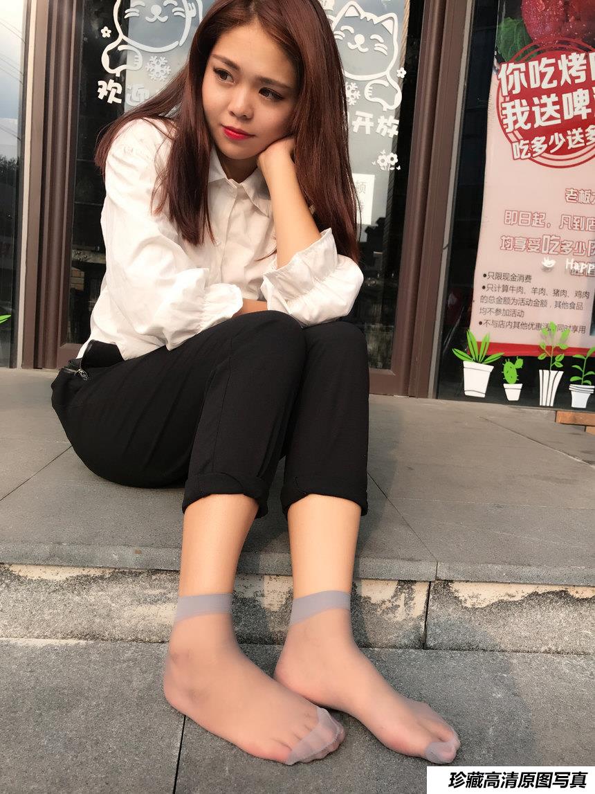 学妹校园寝室短丝系列028期 马欢[190P／365MB]