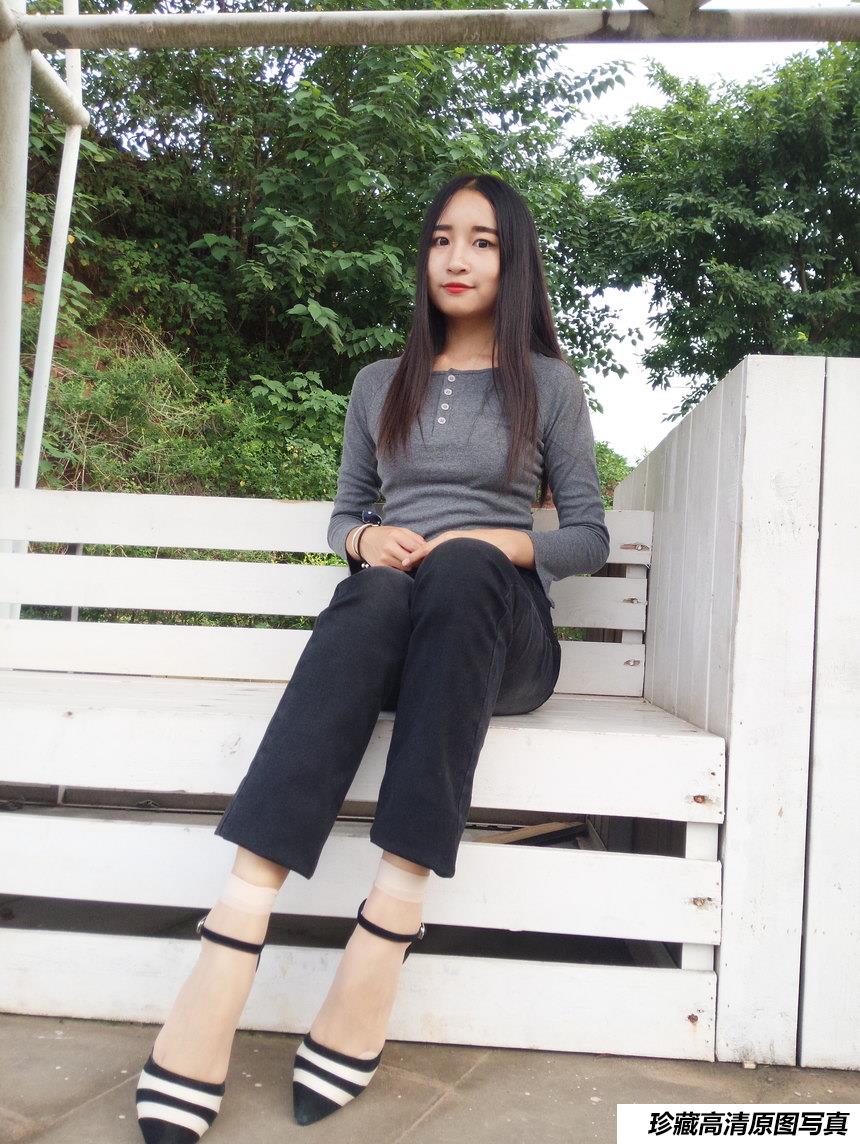 学妹校园寝室短丝系列040期 魏丹[193P／795MB]