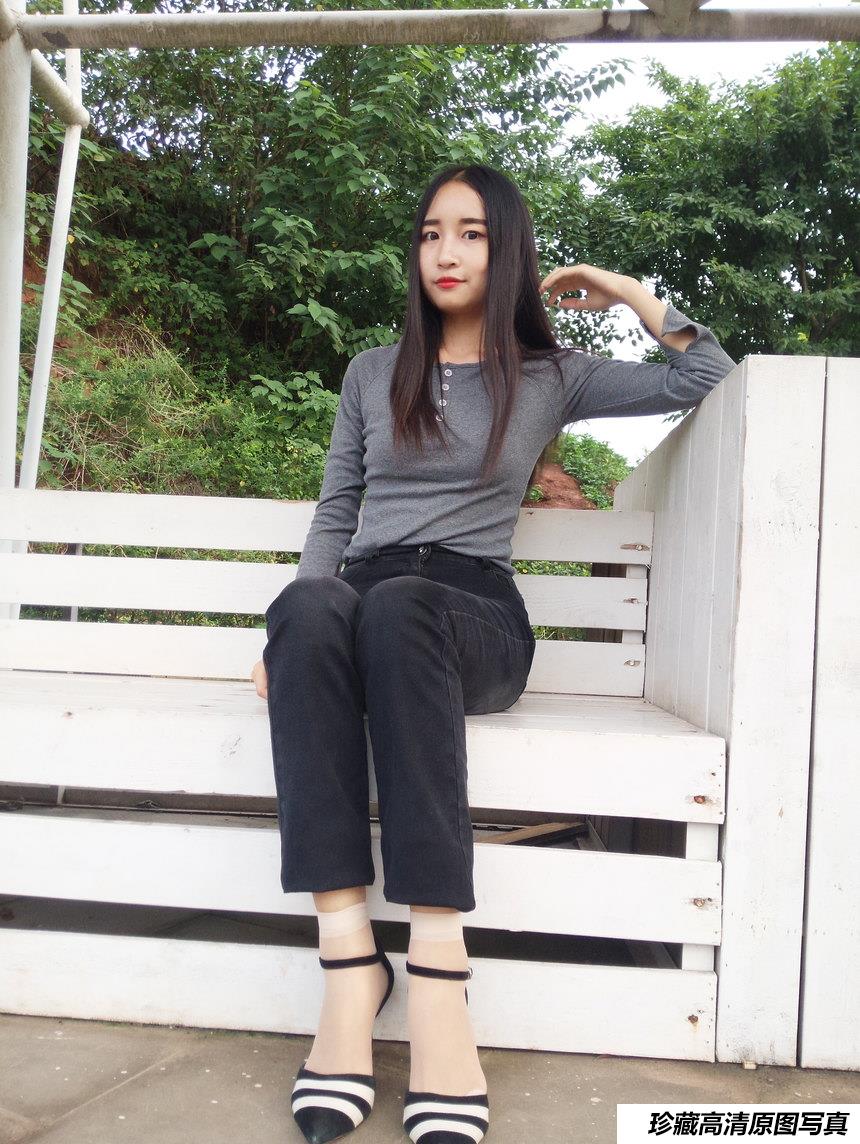 学妹校园寝室短丝系列040期 魏丹[193P／795MB]