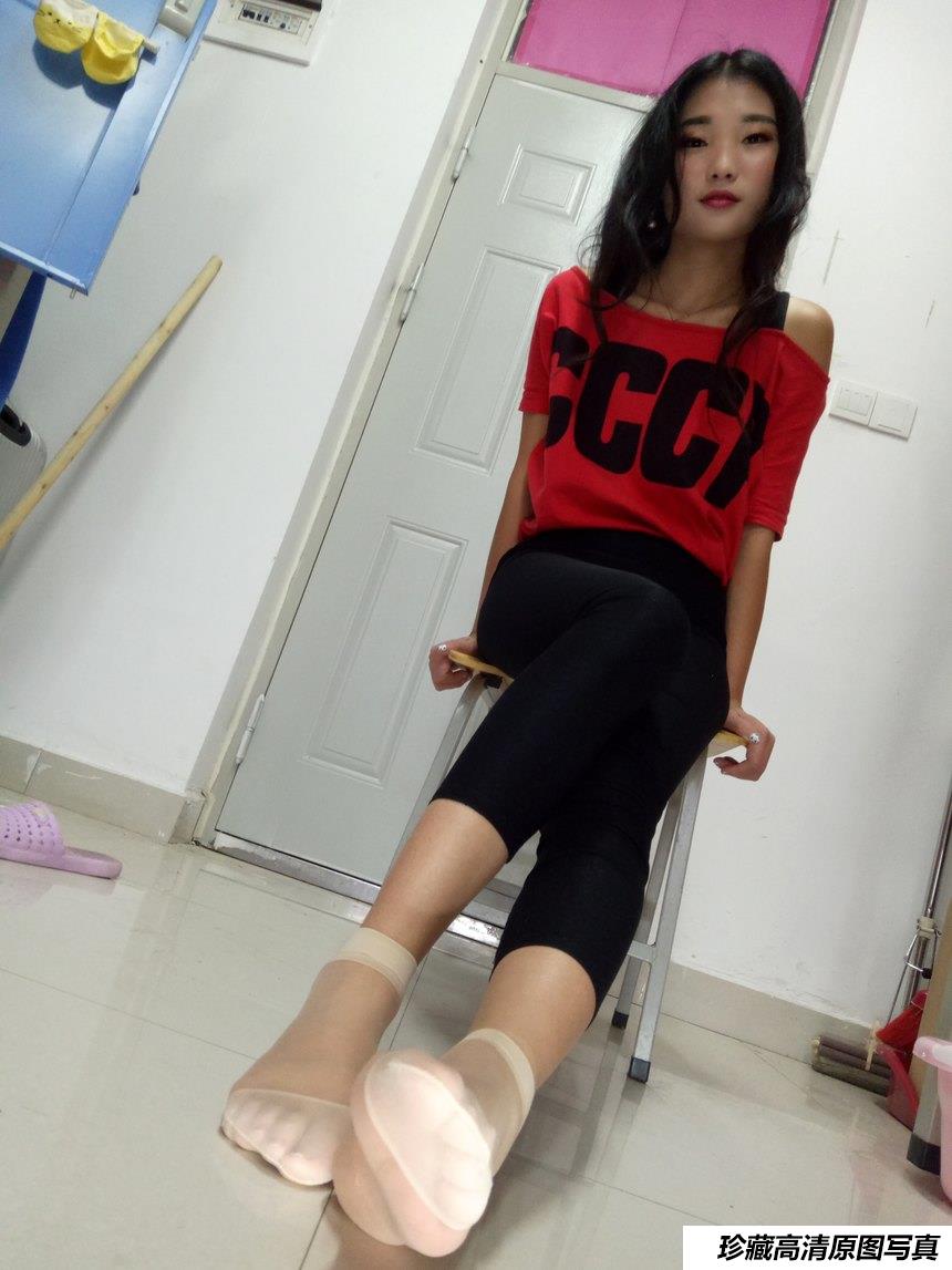 学妹校园寝室短丝系列037期 秦瑾&王莉莉[126P／395MB]