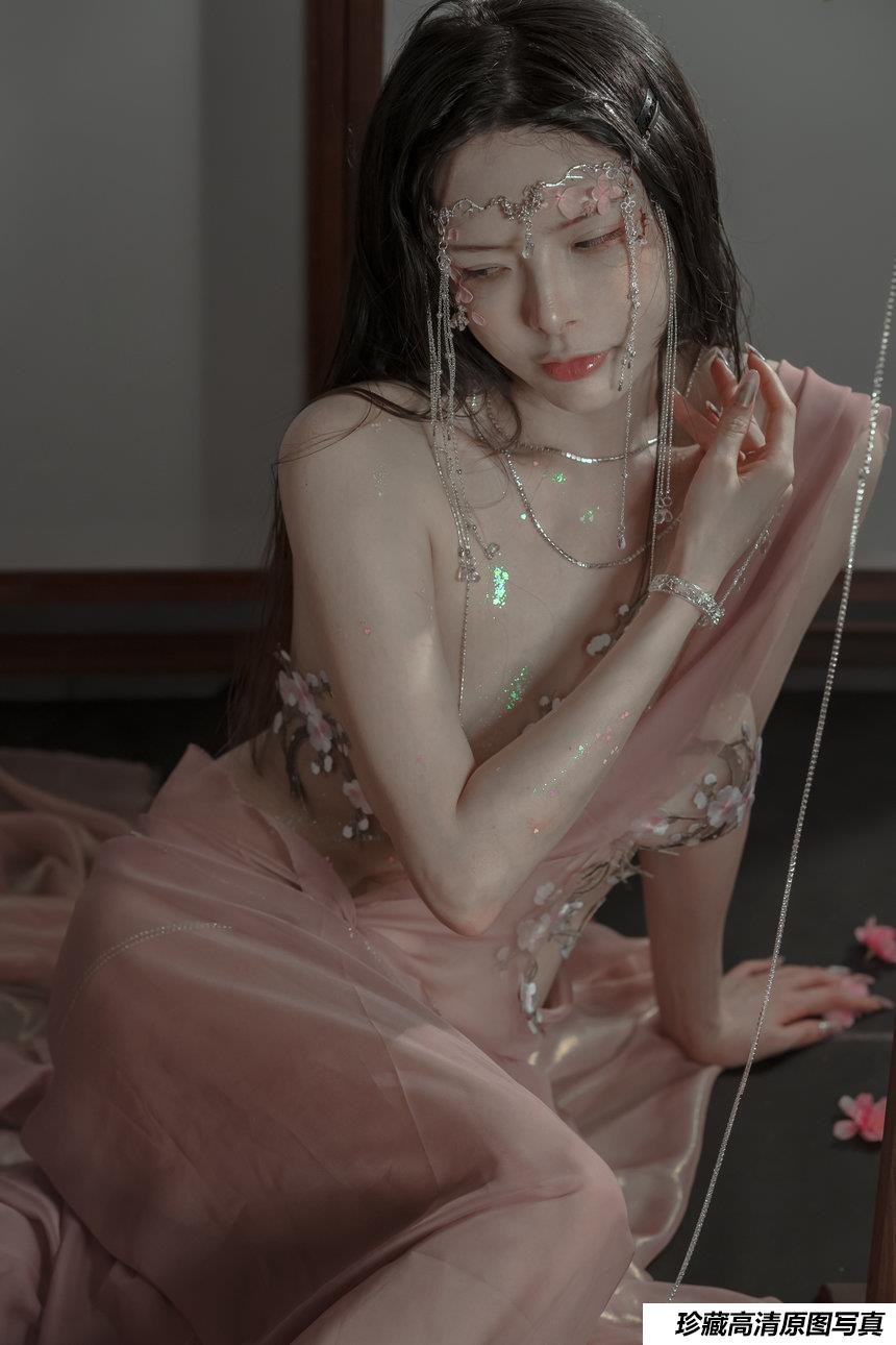 秋和柯基 - NO.60 粉 桃花神 [34P1V-639MB]