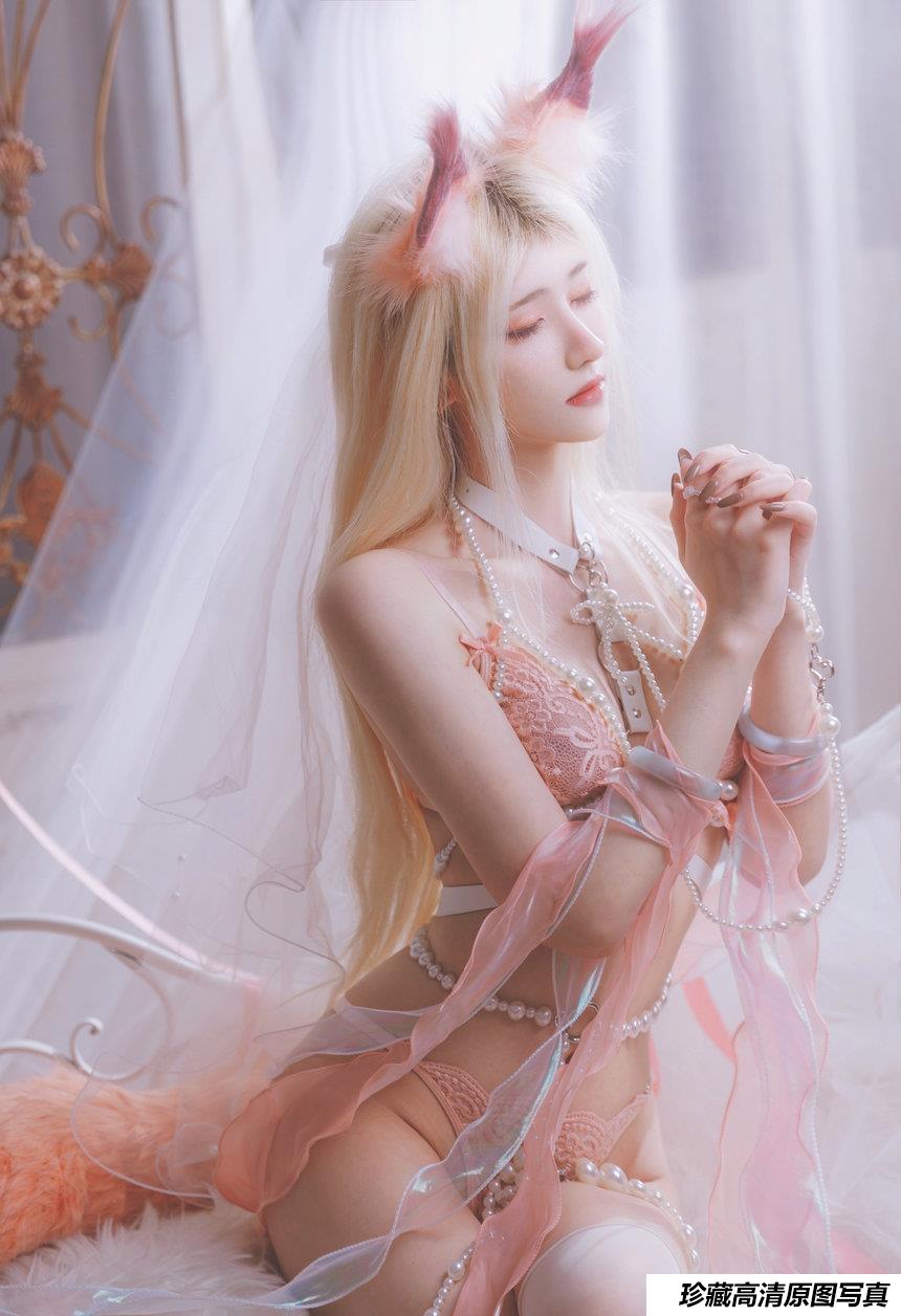 南桃Momoko - 狐狸与蔷薇 [34P-162MB]