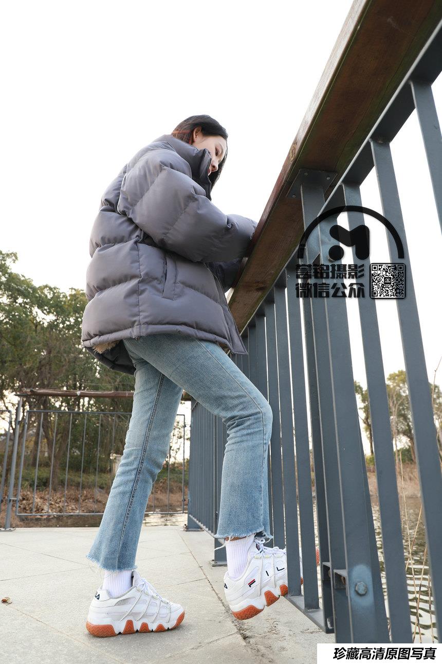 [誉铭传媒]袜足摄影 2021年 NO.003[82P+1V／1.03GB]