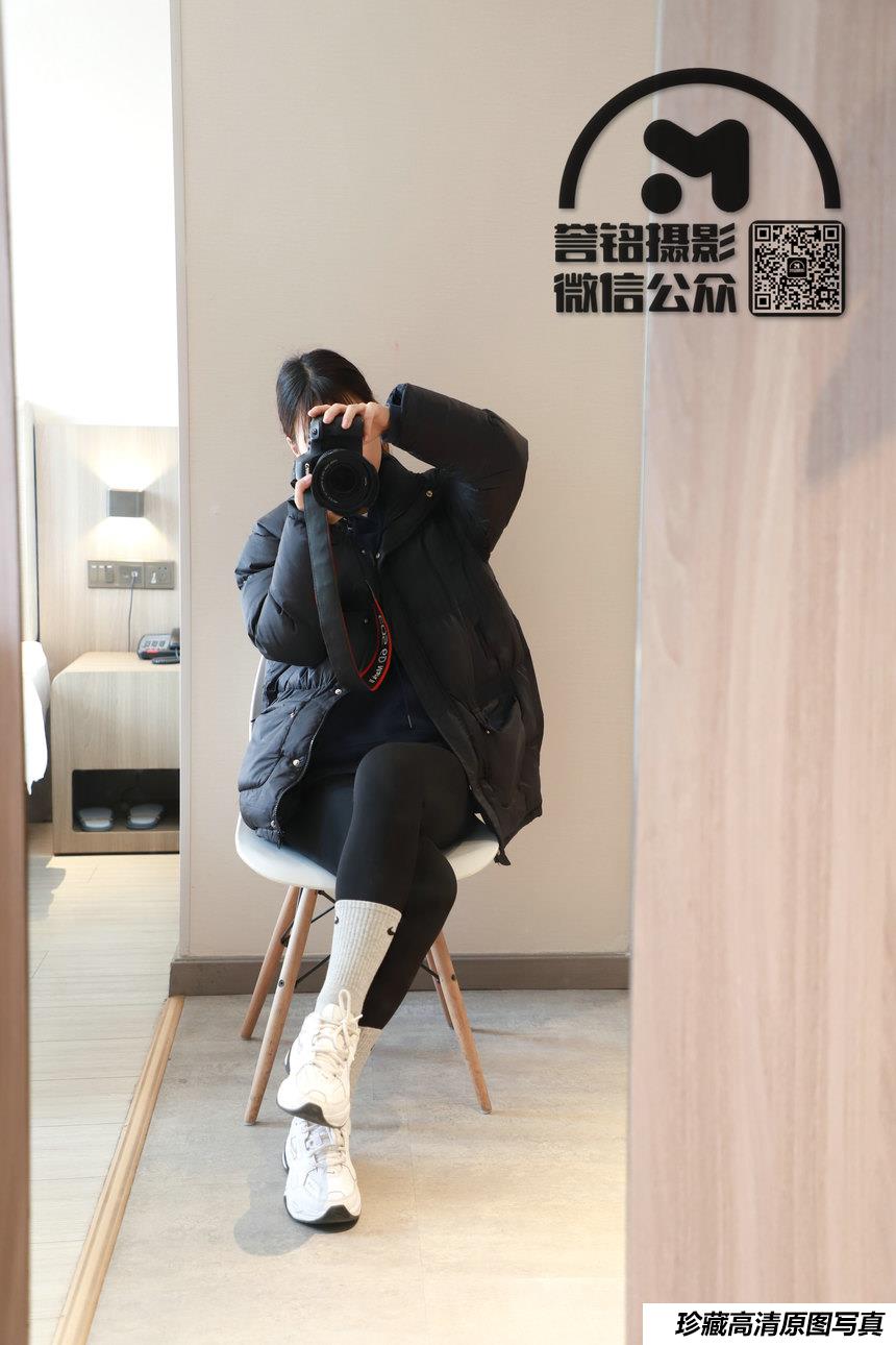 [誉铭传媒]袜足摄影 2021年 NO.002[88P+6V／1.95GB]