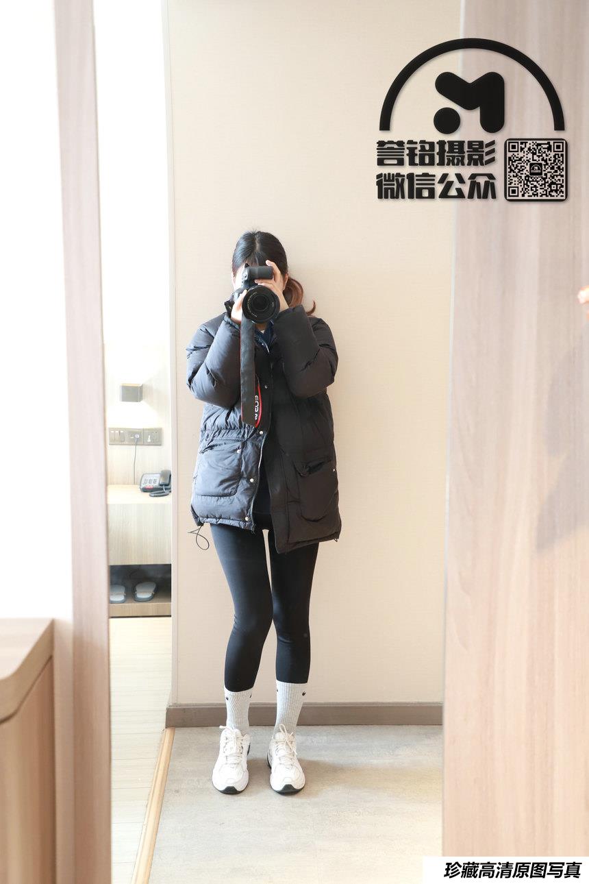 [誉铭传媒]袜足摄影 2021年 NO.002[88P+6V／1.95GB]