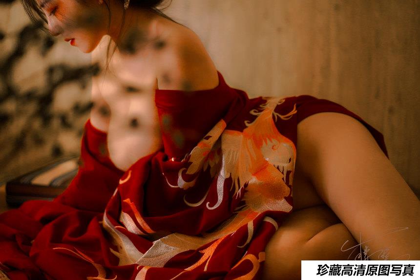 樱晚gigi - NO.15 惊鸿 [23P-244MB]