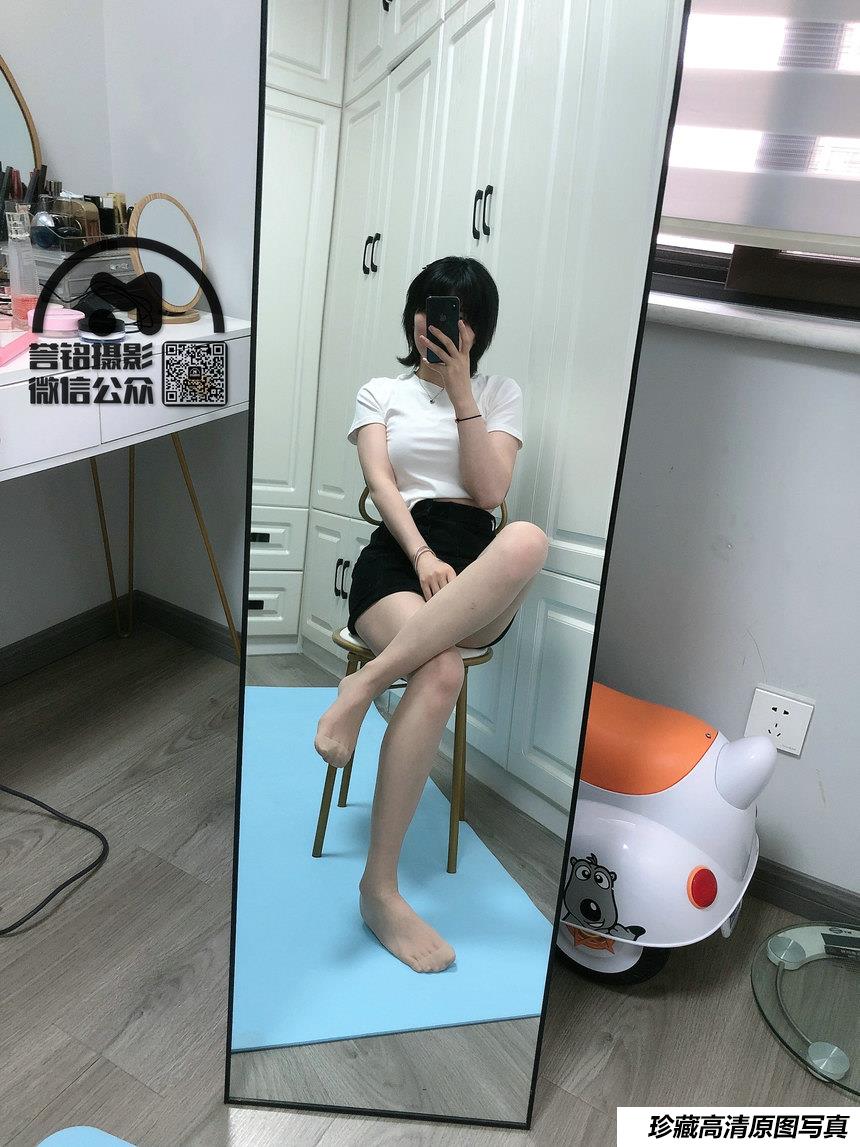 [誉铭传媒]袜足摄影 2021年 NO.011[95P+1V／495MB]