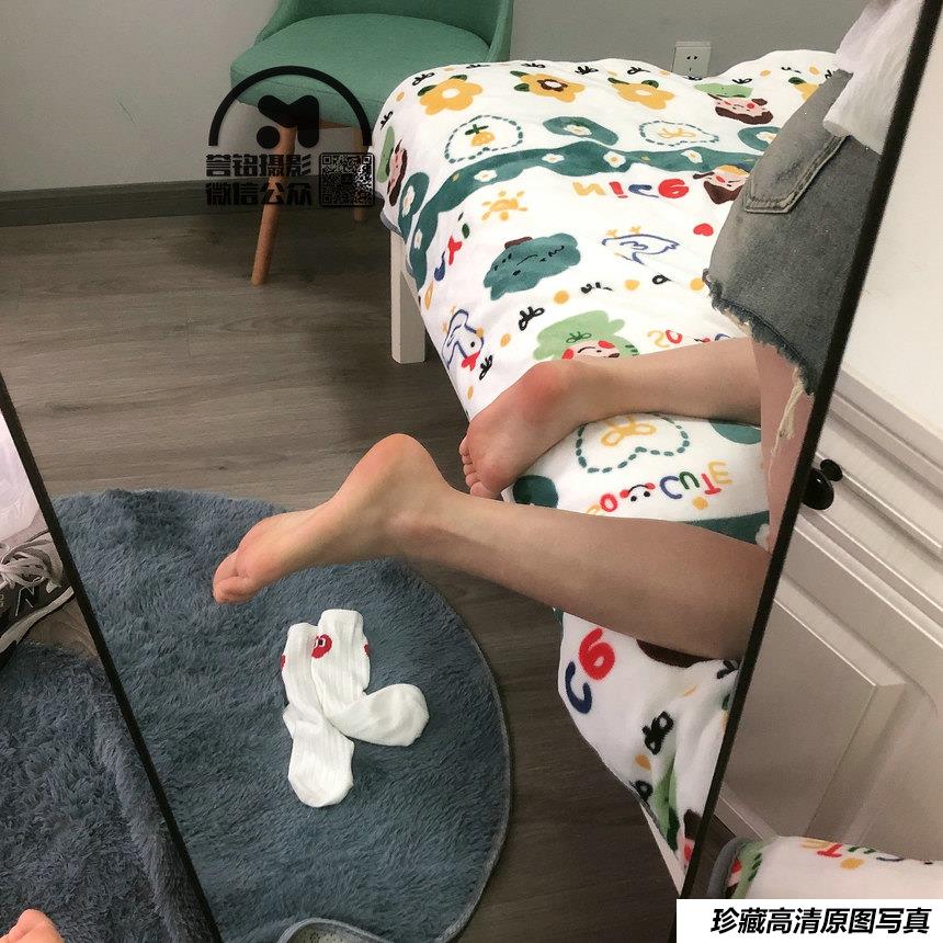 [誉铭传媒]袜足摄影 2021年 NO.009[100P+1V／547MB]