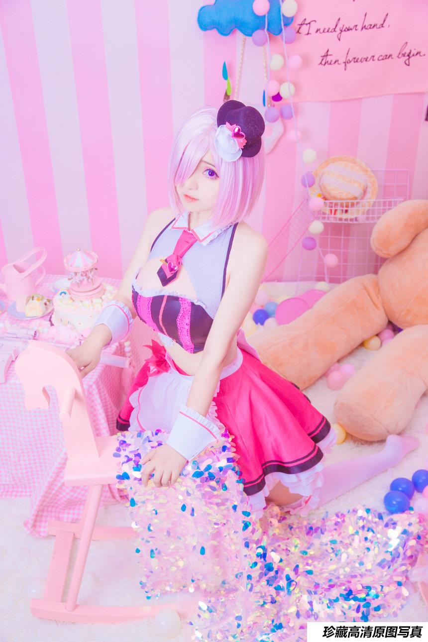 斯文文文文 – NO.76 FGO玛修 情人节巧克力 [11P-100MB]