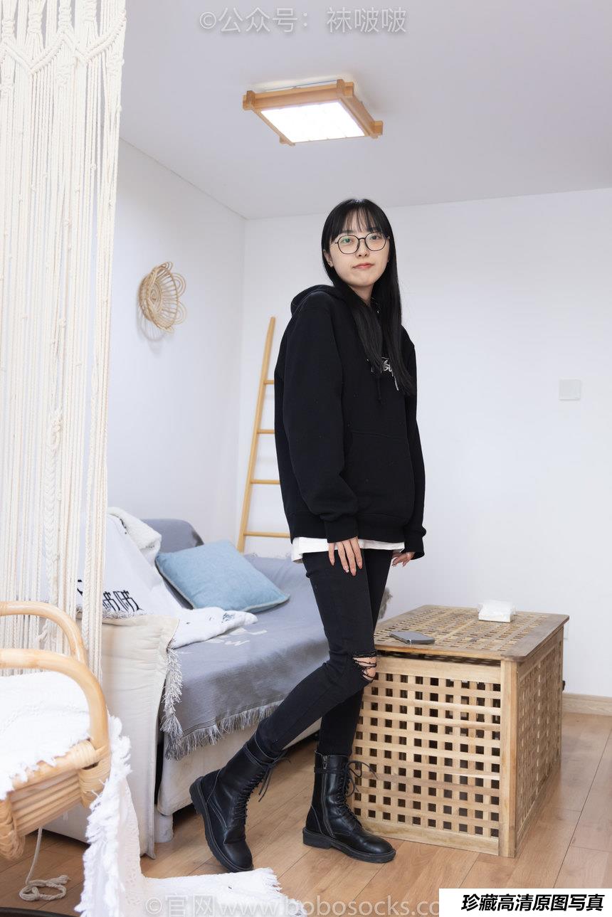 [BoBoSocks袜啵啵]NO.061 稚予-短靴、白棉袜、裸足[145P+1V／6.96GB]-绅士图