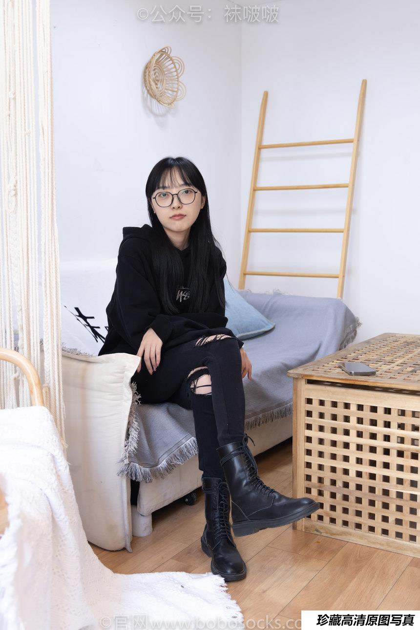 [BoBoSocks袜啵啵]NO.061 稚予-短靴、白棉袜、裸足[145P+1V／6.96GB]