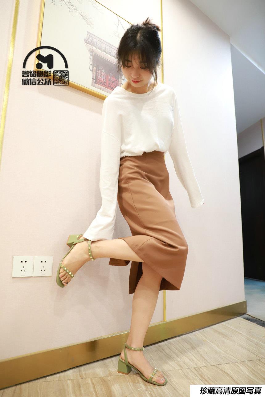 [誉铭传媒]袜足摄影 2021年 NO.021[85P+1V／945MB]