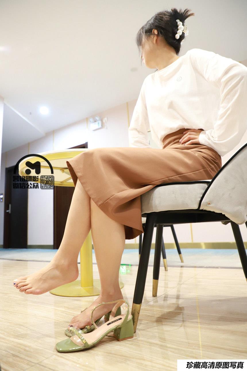 [誉铭传媒]袜足摄影 2021年 NO.021[85P+1V／945MB]