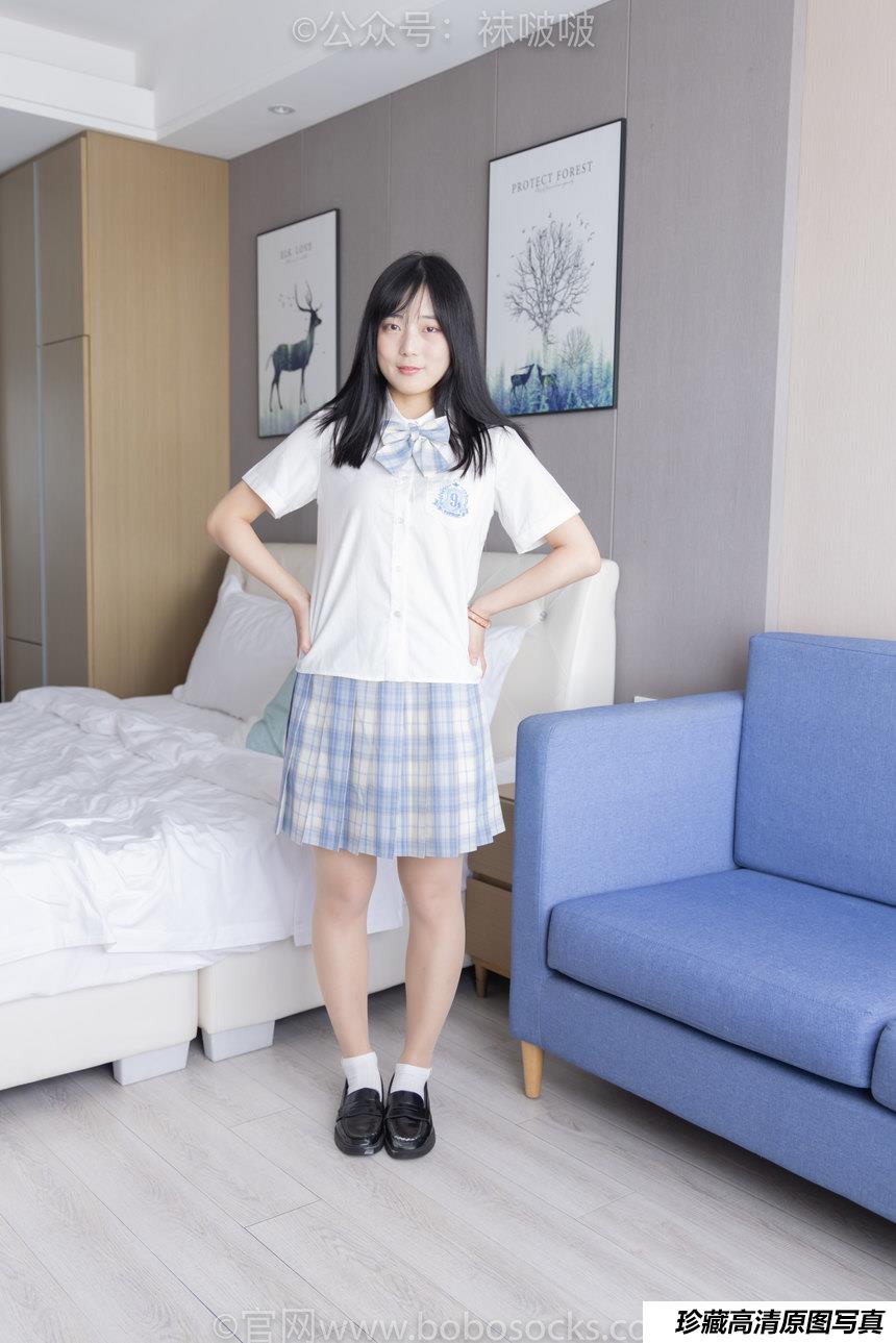 [BoBoSocks袜啵啵]NO.068 菠萝-JK制服、皮鞋、短白棉袜、肉丝[138P+1V／6.74GB]