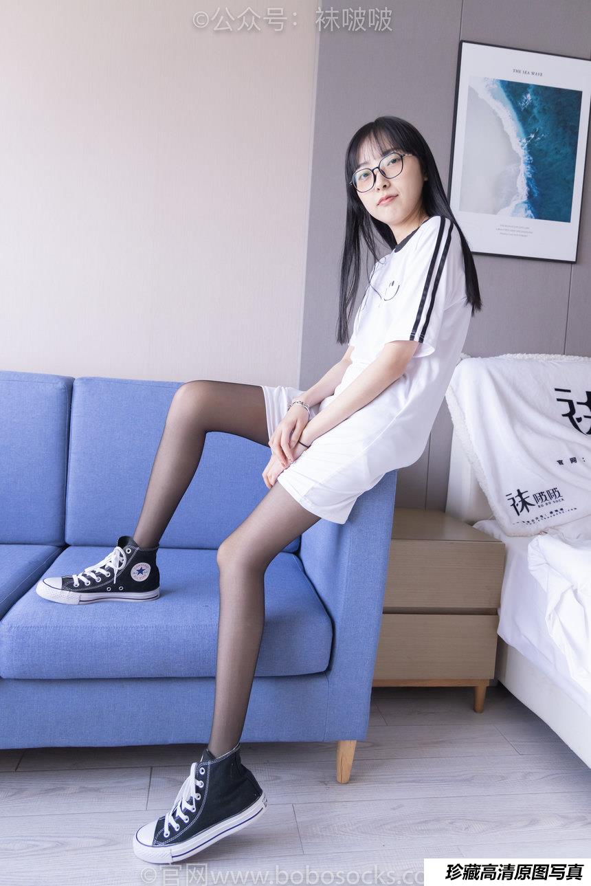 [BoBoSocks袜啵啵]NO.067 稚予-匡威帆布鞋、黑丝[125P+1V／4.83GB]