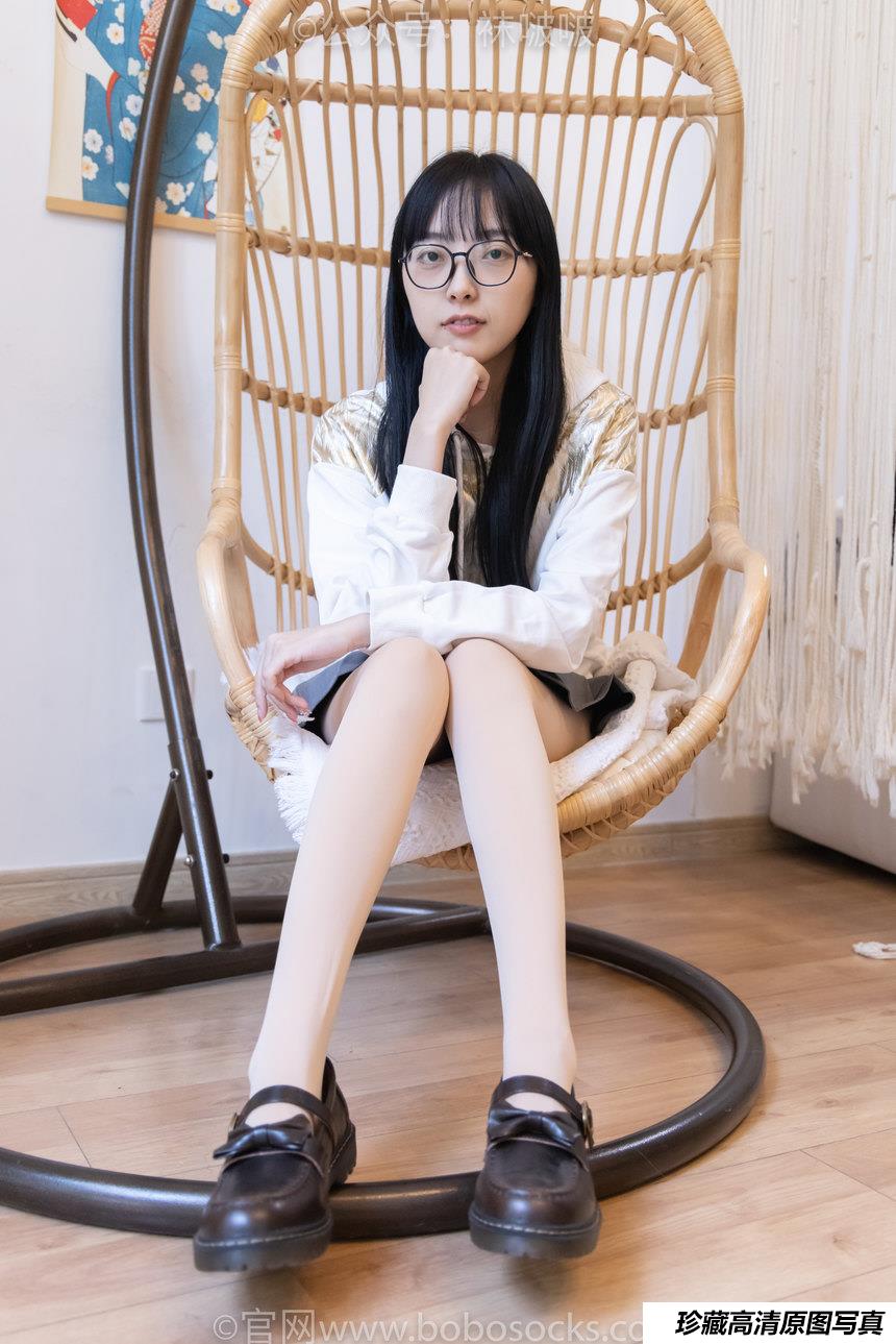 [BoBoSocks袜啵啵]NO.047 稚予-皮鞋、厚肉丝[131P+1V／7.17GB]