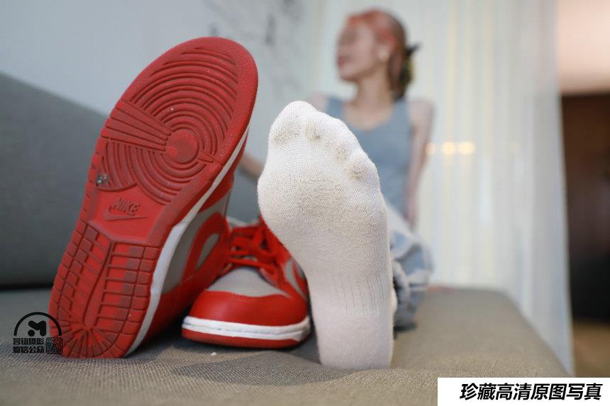 [誉铭传媒]袜足摄影 2021年 NO.041[90P+1V／1.08GB]