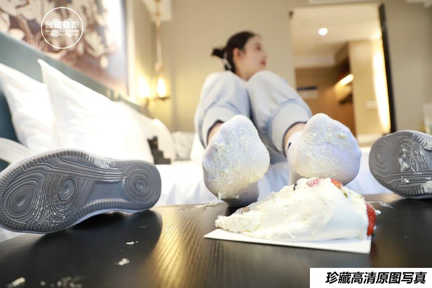 [誉铭传媒]袜足摄影 2021年 NO.043[65P+1V／1.40GB]