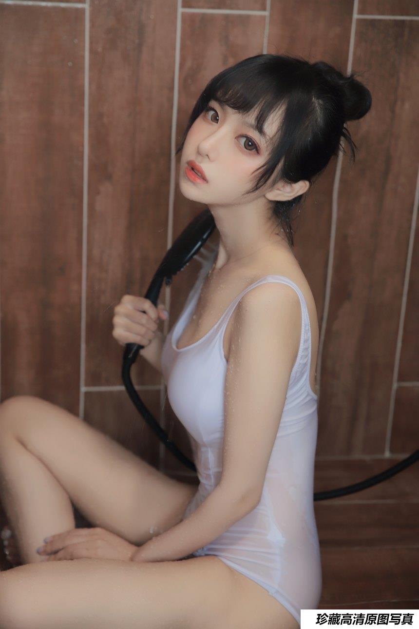 Shika小鹿鹿 - NO.81 半透浴室 [22P-50MB]-绅士图
