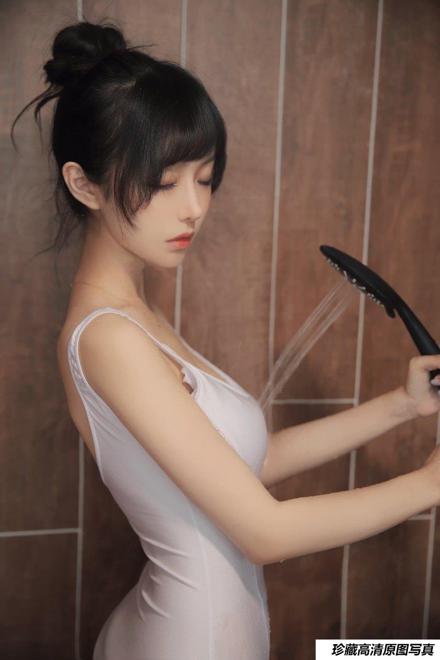 Shika小鹿鹿 - NO.81 半透浴室 [22P-50MB]