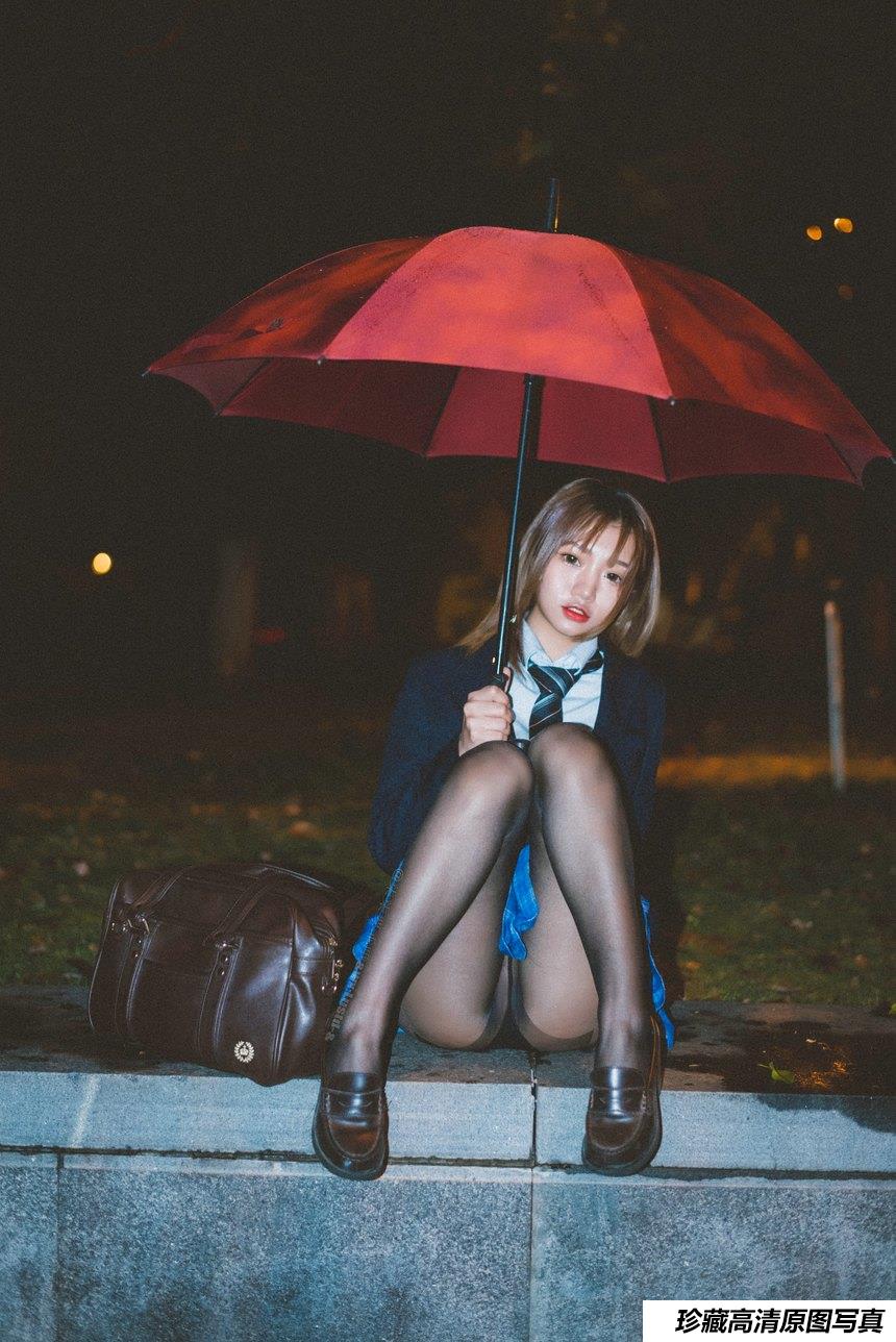 柒柒要乖哦 - NO.14 深夜公园JK [35P-311MB]