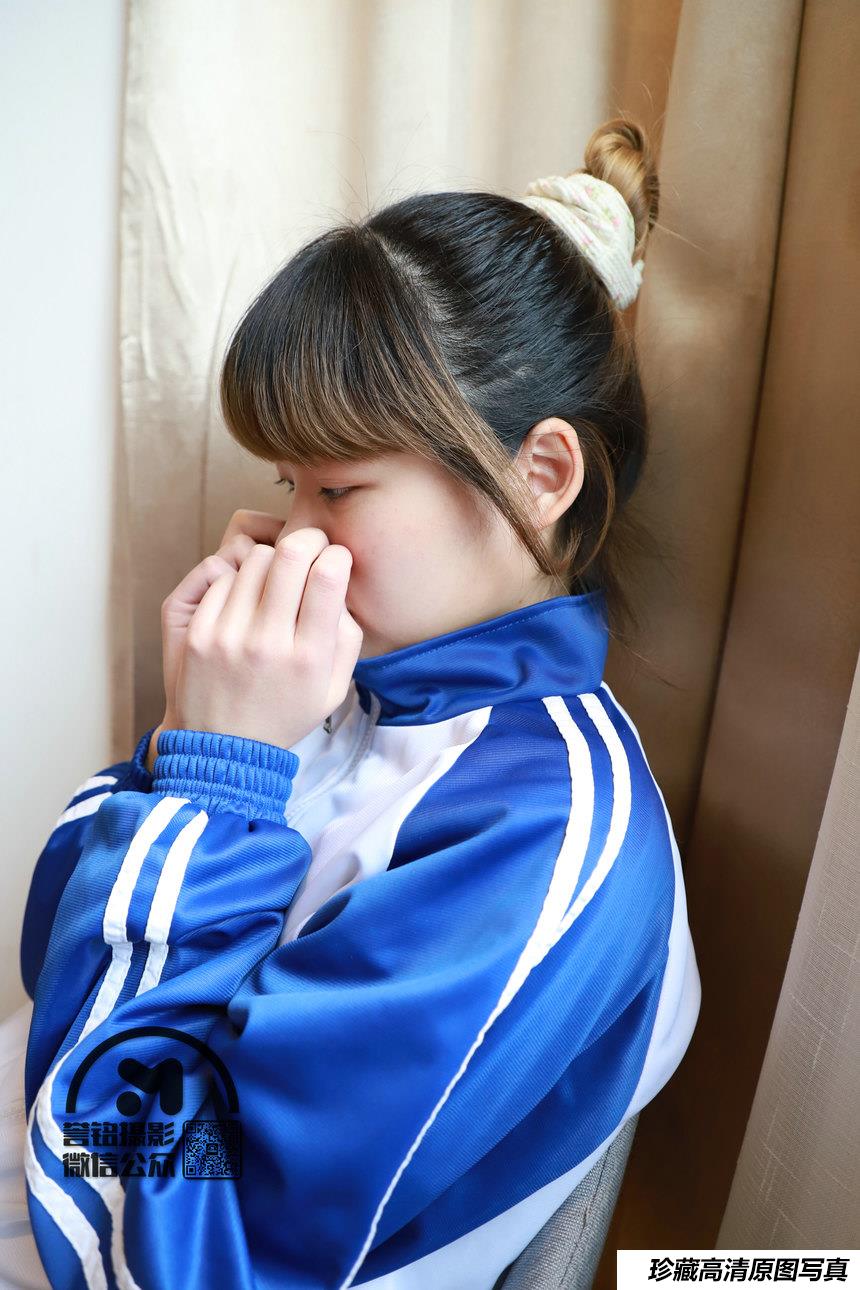 [誉铭传媒]袜足摄影 2021年《05.10赞助定制作品》[88P+1V／1.07GB]