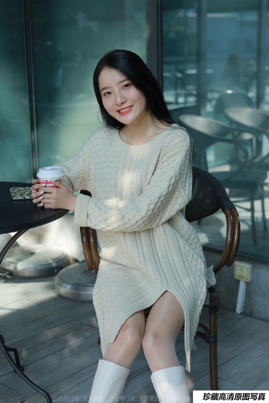 [IESS异思趣向] 2022.01.18 丝享家990：婉萍《白靴公主》[84P／135MB]