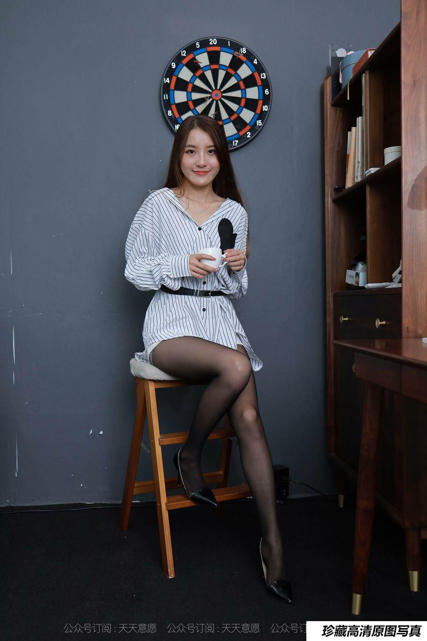 [IESS异思趣向] 2022.01.09 丝享家984：婉萍《奶茶》[90P／112MB]