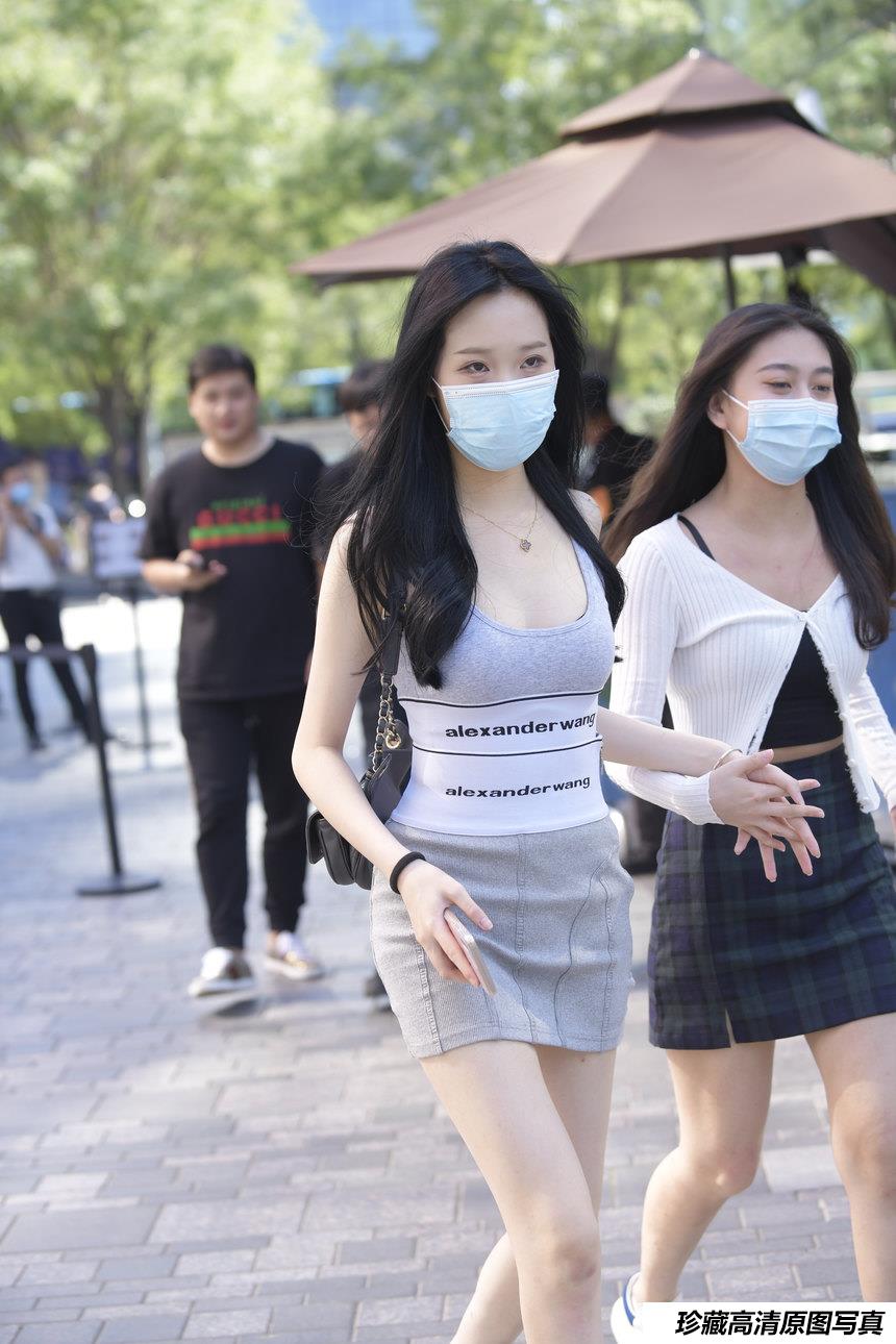 都市丽人修身抹胸包臀裙【100P-2.01G】