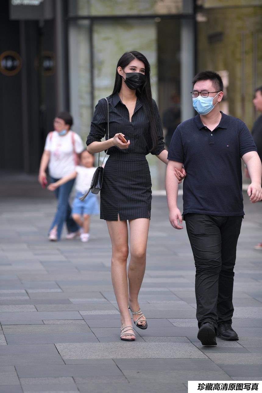 都市丽人高桃黑裙大长腿【123P+1V-3.84】