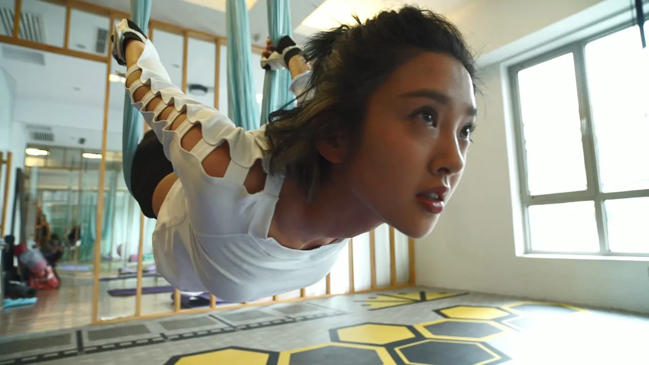 图片[8]-[明星]唐艺昕近距离拍摄瑜伽紧身高清视频[2v-3.95G-1080P]-绅士图