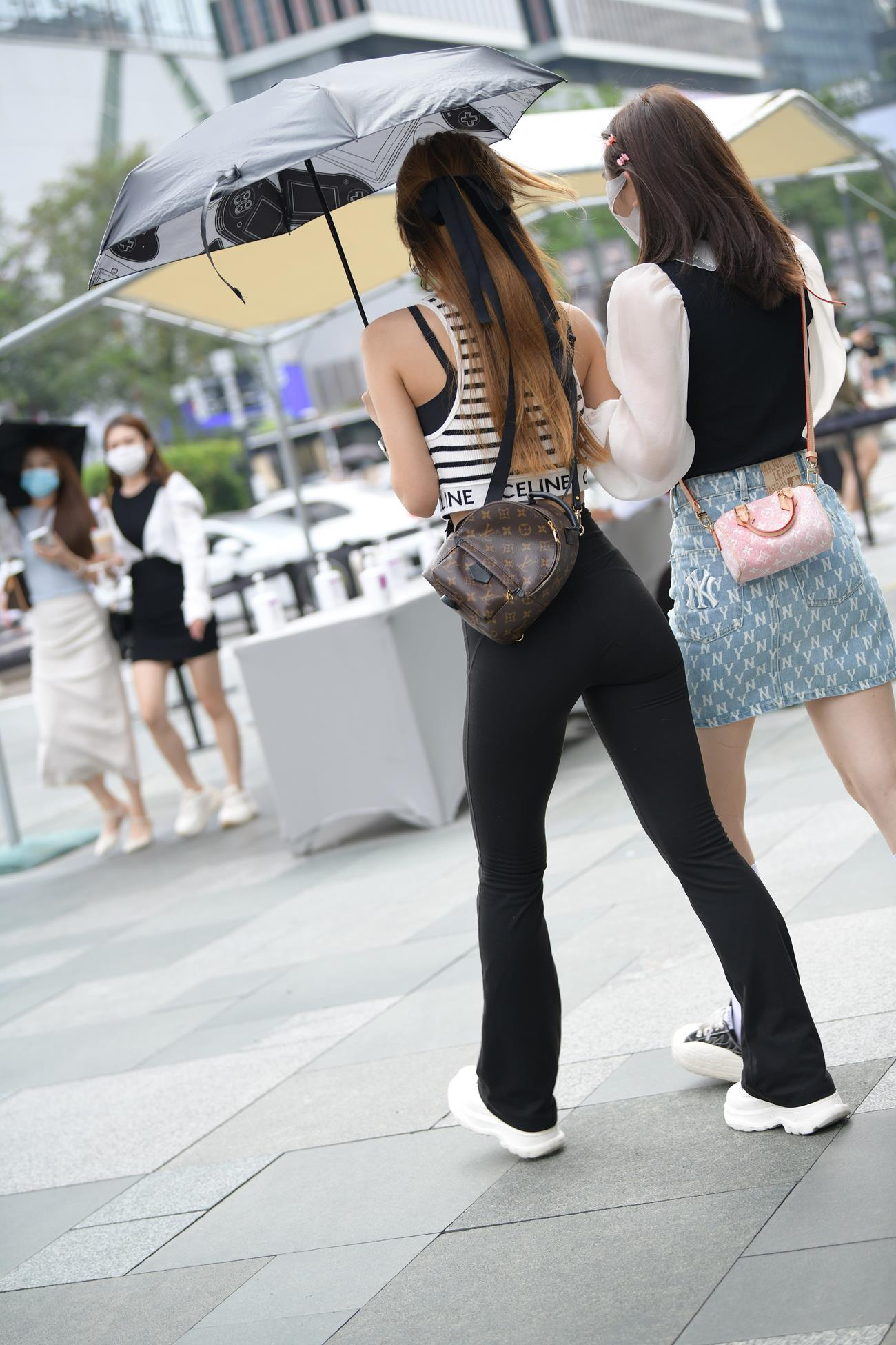 图片[4]-精选街拍作品 黑白简约搭配[93P/191MB]-绅士图