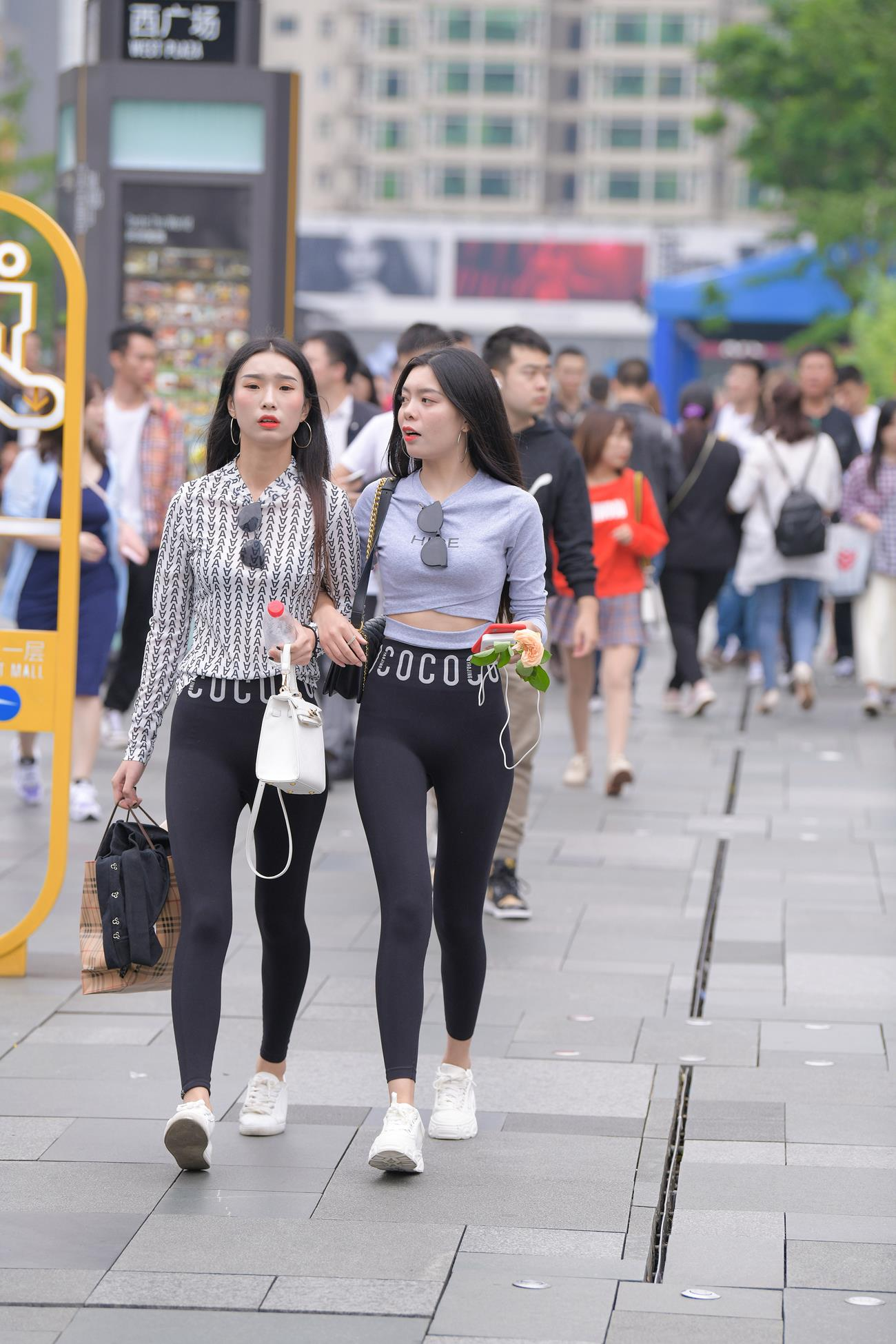 图片[4]-精选街拍作品 青春活力满满[40P/104MB]-绅士图