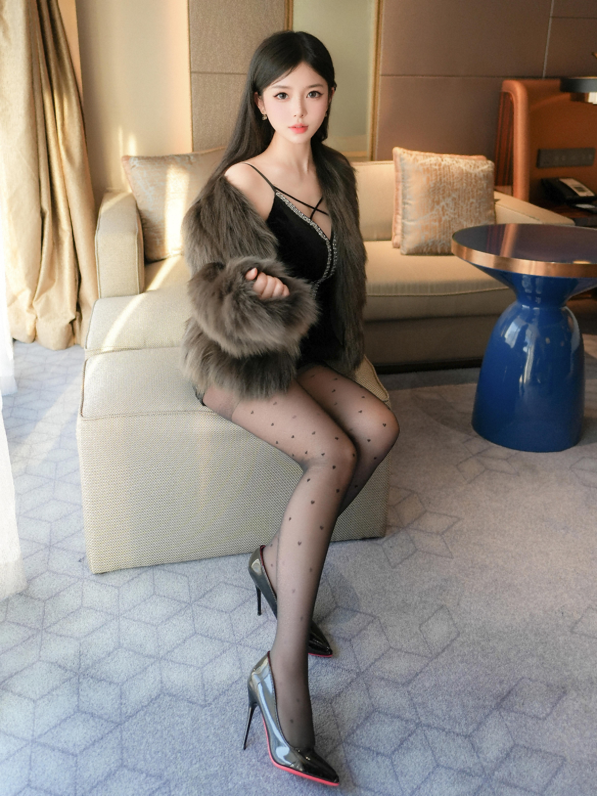 艺库1001.vin秀人首发@ (20).png