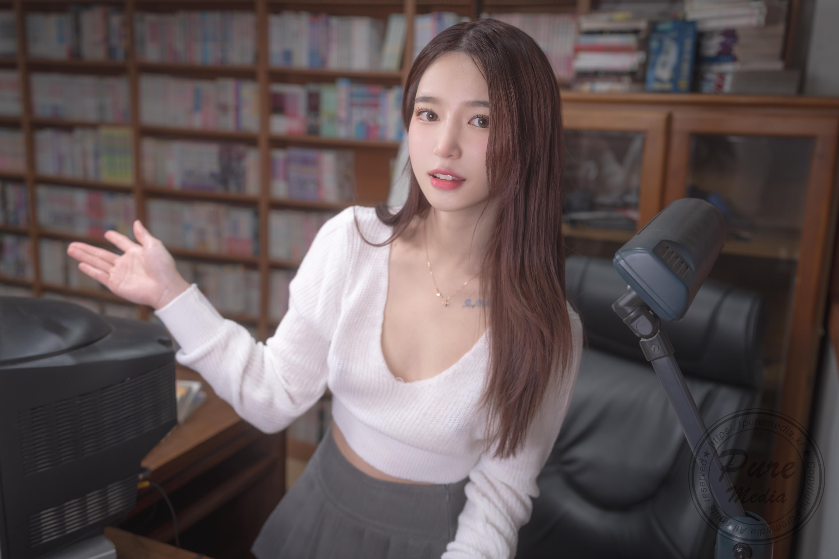 QixF6rvx92B6JYpj.jpg QixF6rvx92B6JYpj.jpg